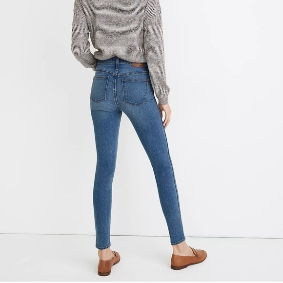 MADEWELL 10" High-Rise Skinny Jeans in Dewitt Wash - Picture 3 of 10